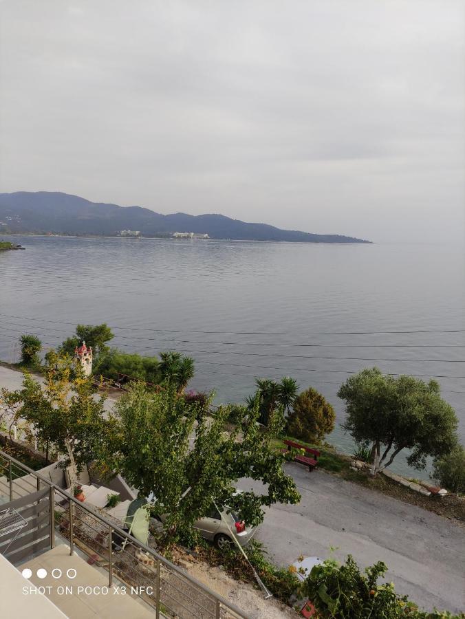 Ζωη Στο Κυμα- Life On The Wave Villa Neos Marmaras Exterior photo